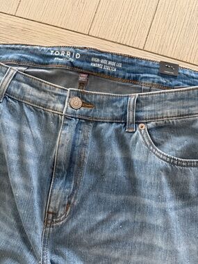 Torrid Light Blue Bootcut Jeans - High-Rise Vintage Stretch